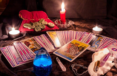 Lecturas de Cartas de tarot Adriana